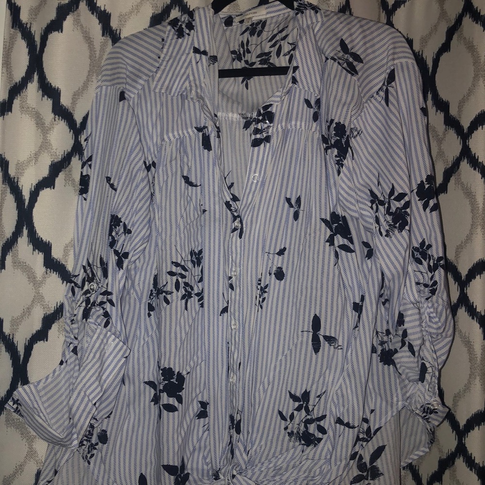 Worn once Maurice’s top